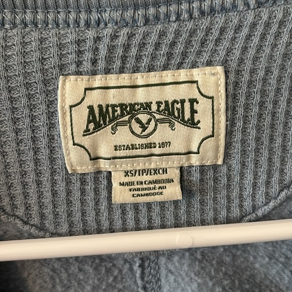 BUNDLE OF AMERICAN EAGLE & AERIE CREWNECKS - Picture 14 of 16